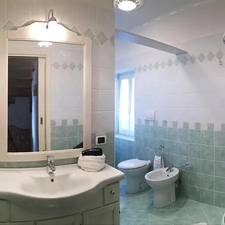 Il Roseto Holidays Holiday home Castelnuovo del Garda
